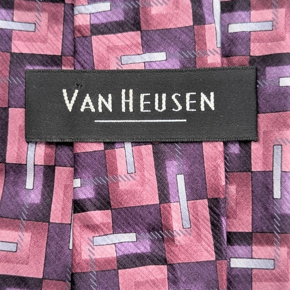 Van Heusen Men's 100% Silk Stain Resistant Ties - Picture 5 of 9
